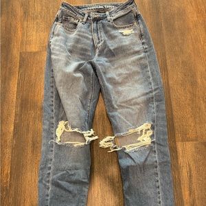 American Eagle Mom Jeans